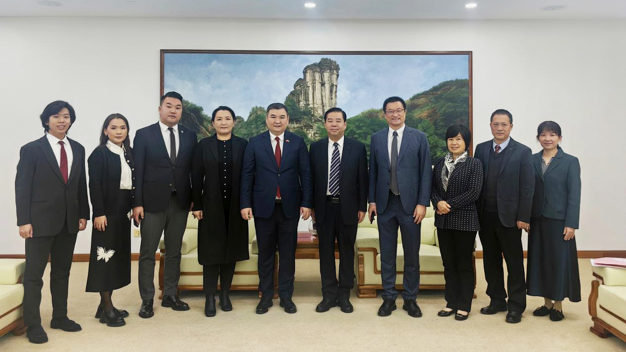福建省商务厅领导会见蒙古驻上海总领事道尔吉德日木·宝勒德一行