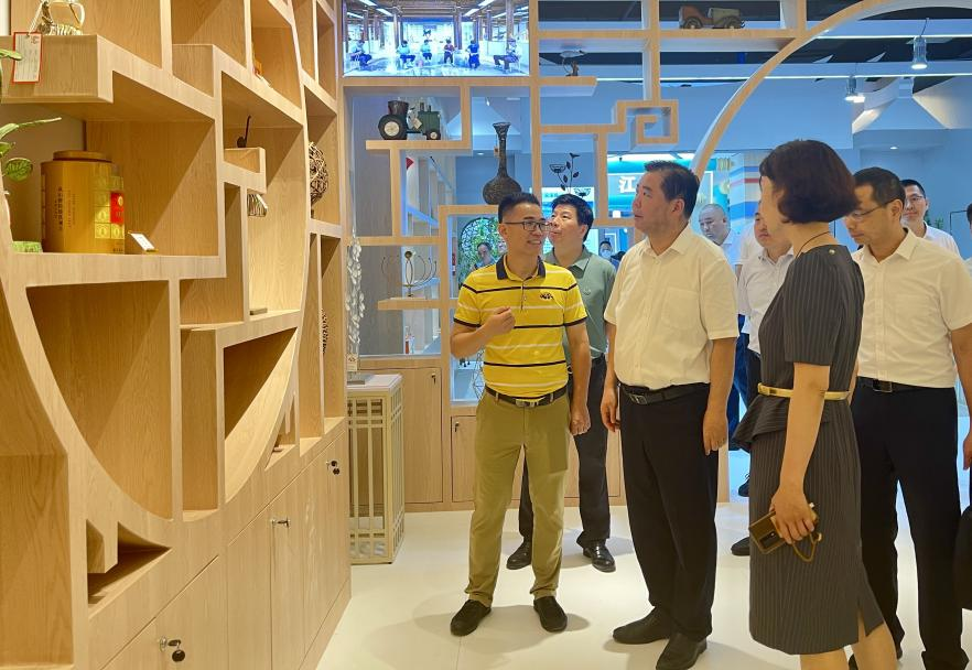 促实体经济创新发展——福建省商务厅赴泉州、厦门调研外贸提质增效及电商等重点工作 _ 信息发布 _ 福建省商务厅