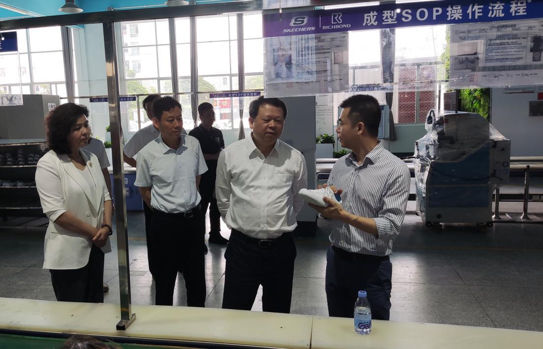 福建省商务厅领导赴莆田开展专题调研 走访挂钩联系的重点民营企业 _ 政务动态 _ 福建省商务厅